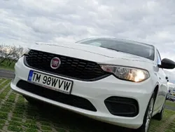 Alb Utilizat 2019 Fiat Tipo Berlinǎ | 8.200 EUR (Preț OK)