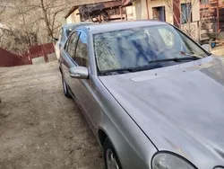 Utilizat 2005 Mercedes E200 Berlinǎ | 2.500 EUR