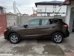 Maro Utilizat 2015 Nissan Qashqai Acenta SUV | 10.800 EUR (Preț OK)