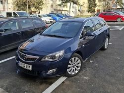 Albastru Utilizat 2011 Opel Astra Berlinǎ | 4.800 EUR (Scump)
