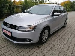Utilizat 2013 VW Jetta Berlinǎ | 6.990 EUR (Puțin scump)
