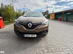 Culoaremaro Utilizat 2017 Renault Kadjar Zen SUV | 9.900 EUR (Preț OK)