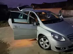 Utilizat 2010 Mercedes B200 Monovolum | 3.990 EUR (Preț OK)