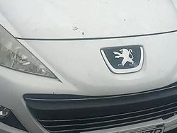 Utilizat 2009 Peugeot 207 CC Cabrio | 2.300 EUR