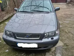 Utilizat 2001 Volvo S40 Berlinǎ | 1.250 EUR