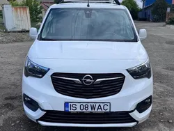 Alb Utilizat 2020 Opel Combo Life Edition Monovolum | 9.000 EUR