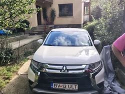 Utilizat 2016 Mitsubishi Outlander Intense SUV | 11.000 EUR (Super Preț)