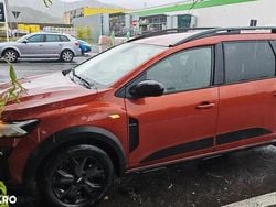Culoaremaro Utilizat 2023 Dacia Jogger Extreme Monovolum | 14.900 EUR (Preț bun)