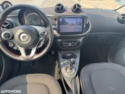 Culoarealb Utilizat 2019 Smart ForFour Electric Drive Hatchback | 7.200 EUR