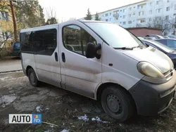 Alb Utilizat 2002 Opel Vivaro Van | 2.950 EUR