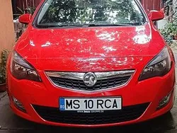 Culoarerosu Utilizat 2010 Opel Astra Cosmo Hatchback | 3.800 EUR (Puțin scump)