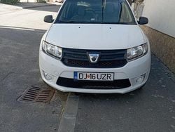Culoarealb Utilizat 2014 Dacia Logan Ambiance Berlinǎ | 3.150 EUR (Preț bun)
