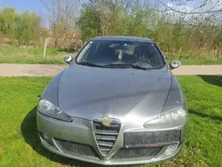 Utilizat 2005 Alfa Romeo 147 Hatchback | 1.200 EUR