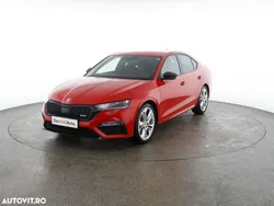 Rosu mediu normal Utilizat 2021 Skoda Octavia RS Berlinǎ | 33.555 EUR