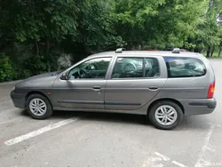Utilizat 2001 Renault Mégane Break | 2.100 EUR