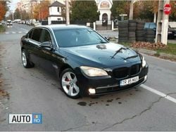 Negru metalizat Utilizat 2010 BMW 730 Comfort Edition Berlinǎ | 11.999 EUR (Preț OK)