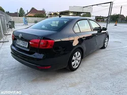 Negru Utilizat 2012 VW Jetta Comfortline Berlinǎ | 4.999 EUR (Preț OK)
