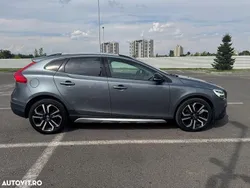 Gri Utilizat 2019 Volvo V40 CC Break | 11.990 EUR