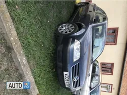 Albastru Utilizat 2005 VW Passat Cabrio | 1.800 EUR