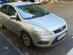 Gri Utilizat 2011 Ford Focus Hatchback | 3.450 EUR (Preț bun)