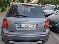 Utilizat 2012 Suzuki SX4 Berlinǎ | 4.800 EUR