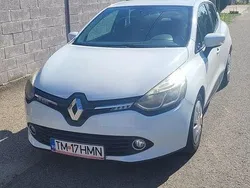 Culoarealb Utilizat 2015 Renault Clio IV | 5.400 EUR (Preț OK)