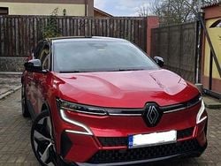 Culoarerosu Utilizat 2022 Renault Megane E-Tech Techno SUV | 23.500 EUR