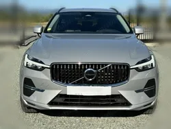 Gri Utilizat 2022 Volvo XC60 SUV | 28.900 EUR (Preț bun)