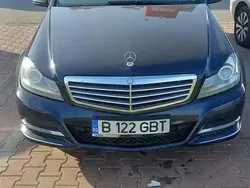 Utilizat 2013 Mercedes 220 Berlinǎ | 6.900 EUR