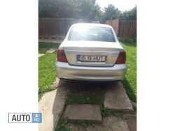 Gri Utilizat 2000 Opel Vectra Berlinǎ | 1.500 EUR