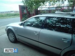 Gri Utilizat 2003 VW Passat Break | 950 EUR