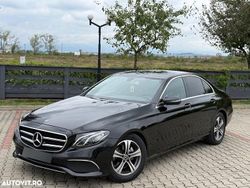Culoarenegru Utilizat 2020 Mercedes E220 Avantgarde Berlinǎ | 19.490 EUR (Super Preț)