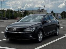 Negru Utilizat 2015 VW Jetta Comfortline Berlinǎ | 9.350 EUR (Preț OK)