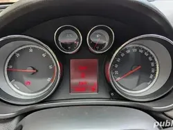 Utilizat 2011 Opel Insignia Berlinǎ | 2.950 EUR (Preț bun)