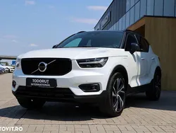 Alb Utilizat 2020 Volvo XC40 R-Design SUV | 29.499 EUR (Preț OK)