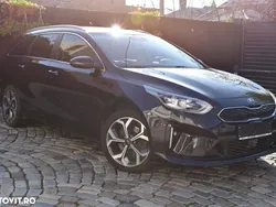 Negru Utilizat 2021 Kia Ceed Sportswagon Platinum Edition Break | 17.981 EUR