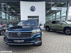 Culoarealbastru Utilizat 2018 VW Touareg Atmosphere SUV | 37.800 EUR (Scump)