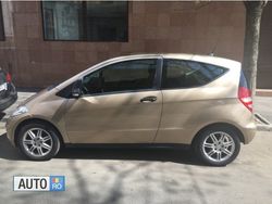 Auriu Utilizat 2006 Mercedes A150 Hatchback | 4.790 EUR