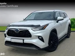 Culoarealb Utilizat 2023 Toyota Highlander Luxury SUV | 56.749 EUR (Puțin scump)