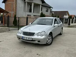Utilizat 2005 Mercedes C220 Berlinǎ | 1.800 EUR (Preț bun)