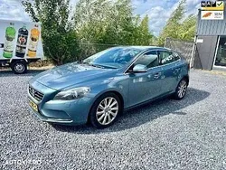 Culoarealbastru Utilizat 2012 Volvo V40 Momentum Break | 4.749 EUR (Preț bun)