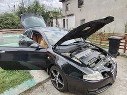 Culoarenegru Utilizat 2006 Alfa Romeo GT Coupe | 2.800 EUR