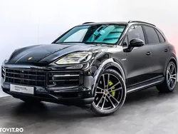 Culoarenegru Utilizat 2024 Porsche Cayenne SUV | 107.085 EUR
