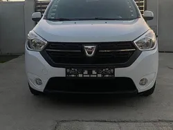 Culoarealb Utilizat 2018 Dacia Lodgy Monovolum | 8.200 EUR (Preț OK)
