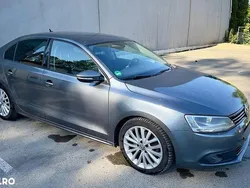 Gri Utilizat 2012 VW Jetta Comfortline Berlinǎ | 6.999 EUR (Preț OK)