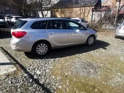 Gri Utilizat 2014 Opel Astra Active Break | 4.230 EUR (Preț bun)