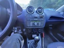 Utilizat 2008 Ford Fiesta Hatchback | 1.000 EUR (Preț bun)