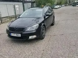 Negru Utilizat 2011 Skoda Octavia Break | 6.200 EUR (Puțin scump)