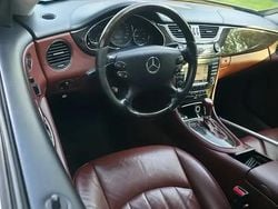 Utilizat 2006 Mercedes 219 Berlinǎ | 5.500 EUR