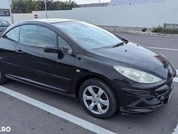 Culoarenegru Utilizat 2008 Peugeot 307 CC Cabrio | 2.800 EUR